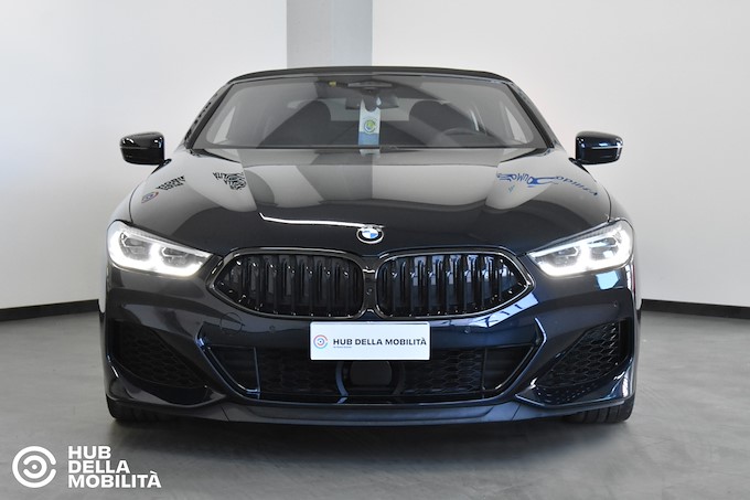 BMW M850i xDrive Cabrio